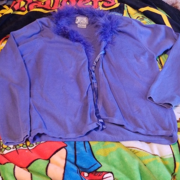 Sweaters - Vintage fluffy cardigan